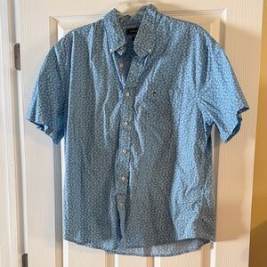 Crown & Ivy Blue Patterned Casual Button Down Shirt